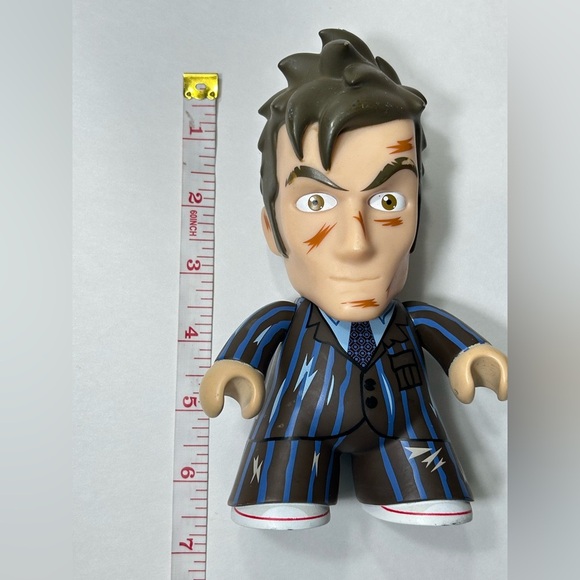 Doctor Who -  6.5” End of Time 10th Doctor Titan Vinyl Figure  ✨ - Picture 3 of 6